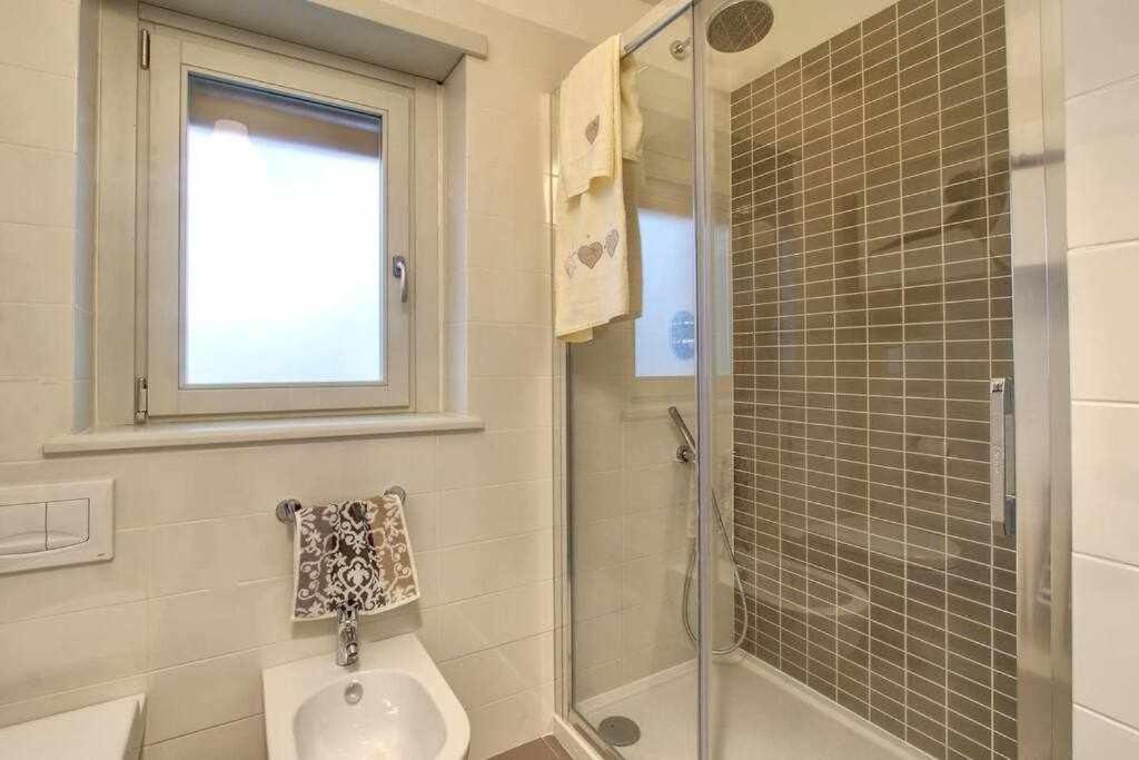 Faenza Elegant Apartment Florens Exteriör bild